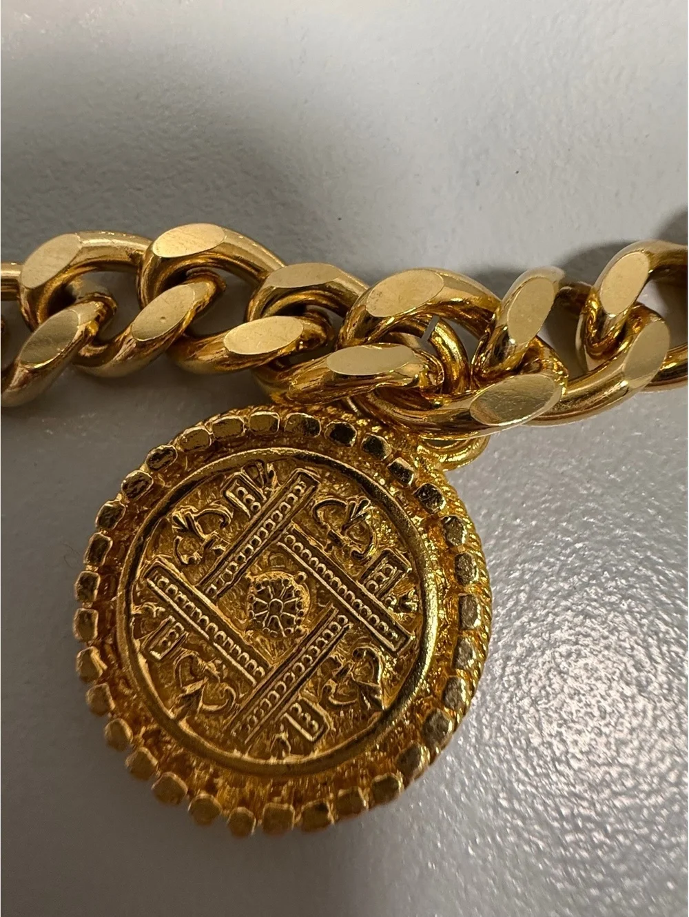Vintage French Baroque Chain Belt Fleur de Lis Medallion Statement Gold Tone
